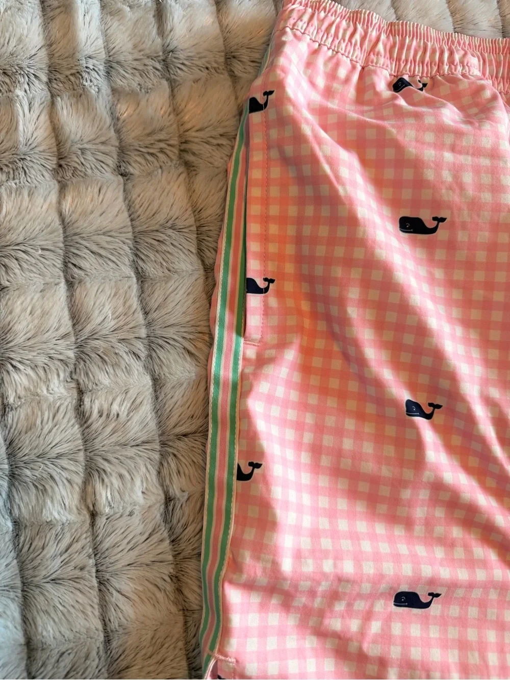 Vineyard Vines Men’s Pink Gingham Whale Swim Shorts MEDIUM NWOT